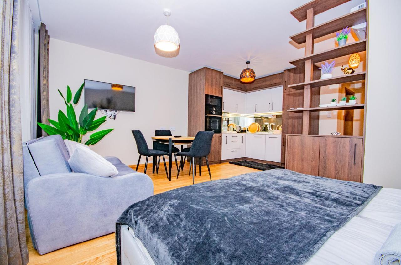 Inpoint Spacious Apartments Near Main Square & Kazimierz District Cracovia Exterior foto
