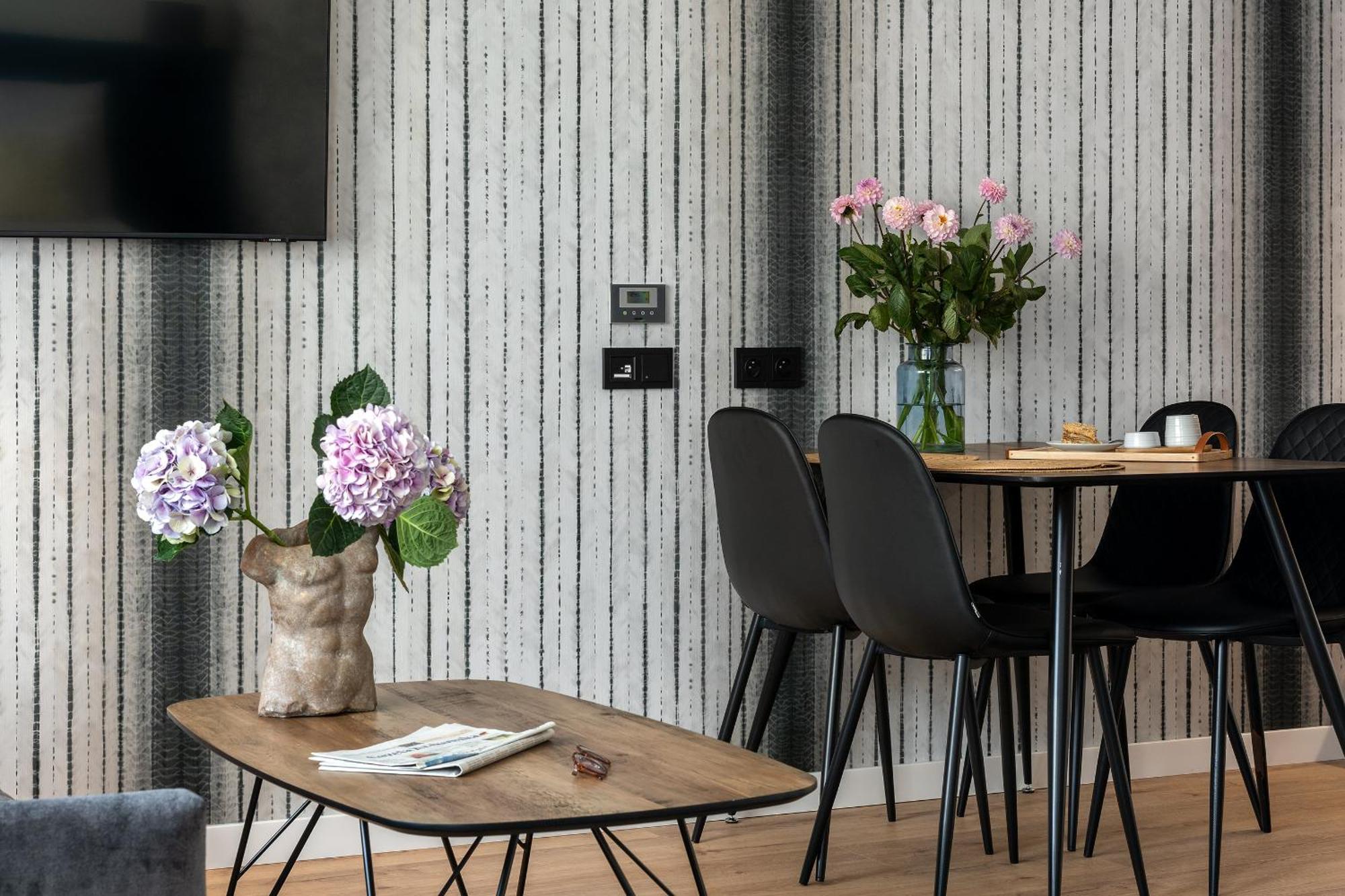 Inpoint Spacious Apartments Near Main Square & Kazimierz District Cracovia Habitación foto