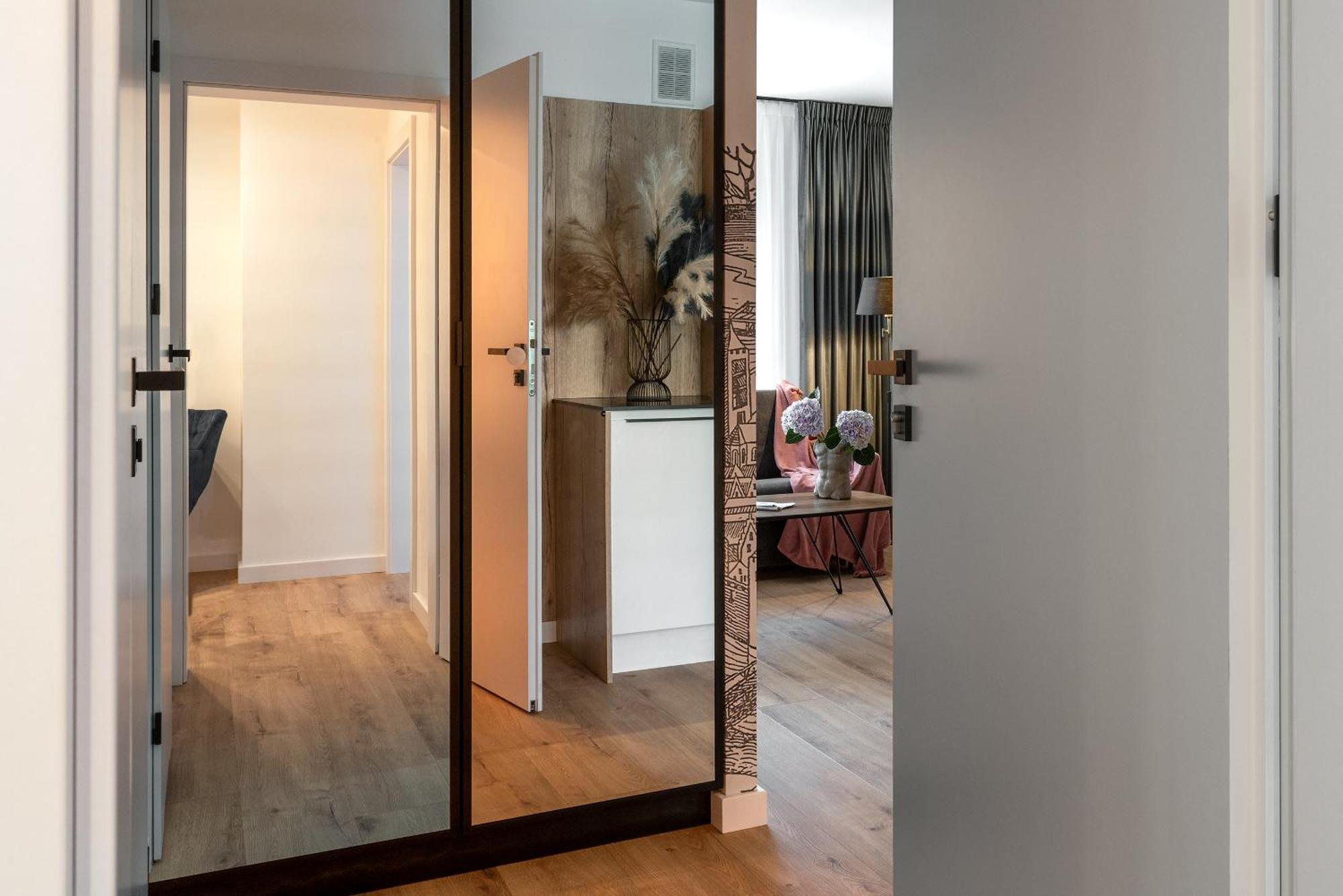 Inpoint Spacious Apartments Near Main Square & Kazimierz District Cracovia Habitación foto