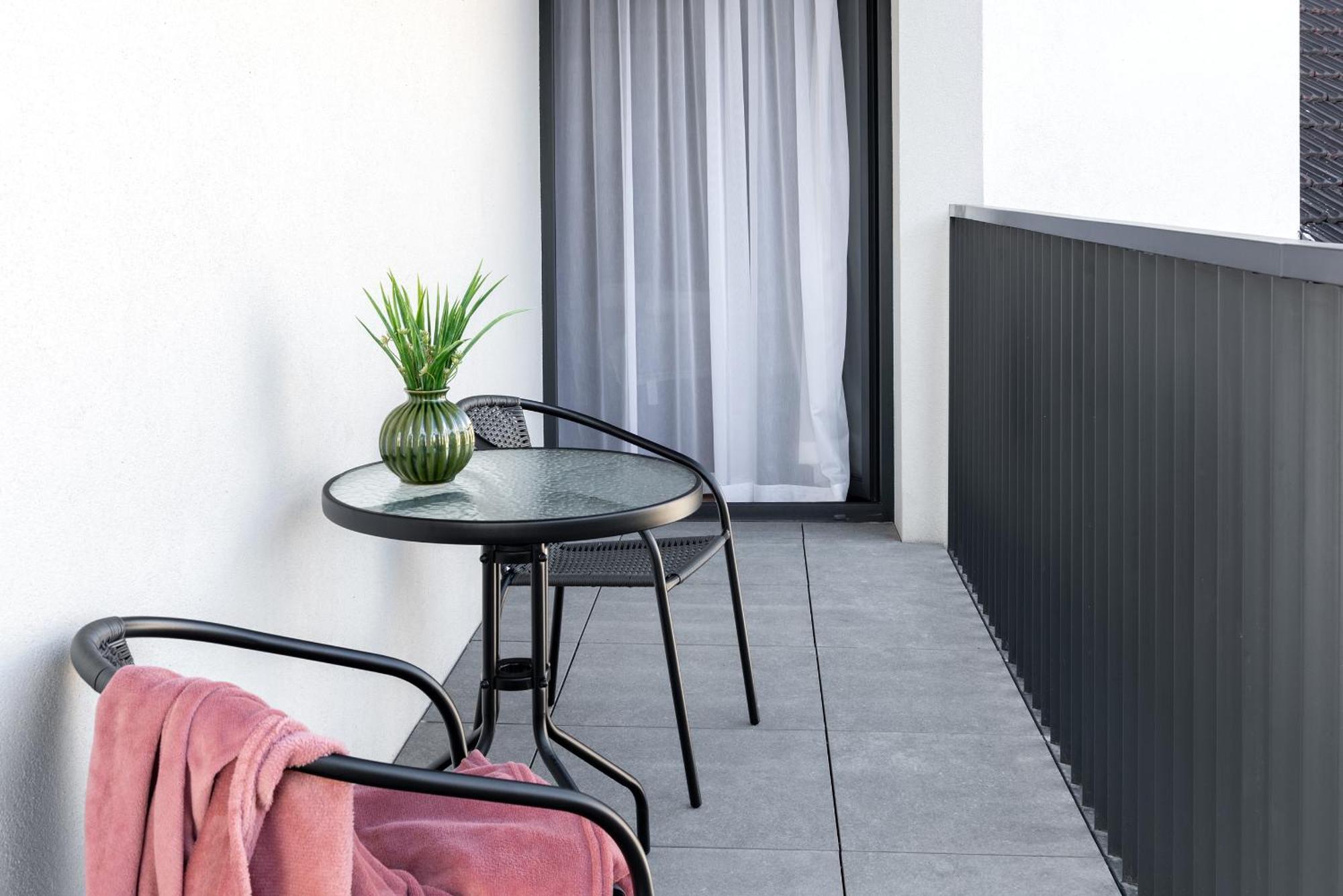 Inpoint Spacious Apartments Near Main Square & Kazimierz District Cracovia Habitación foto