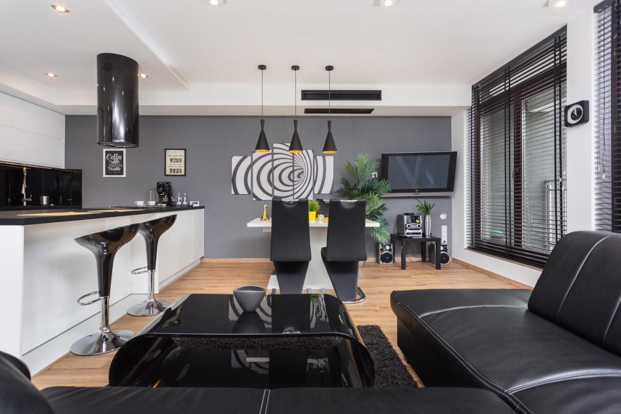 Inpoint Spacious Apartments Near Main Square & Kazimierz District Cracovia Exterior foto